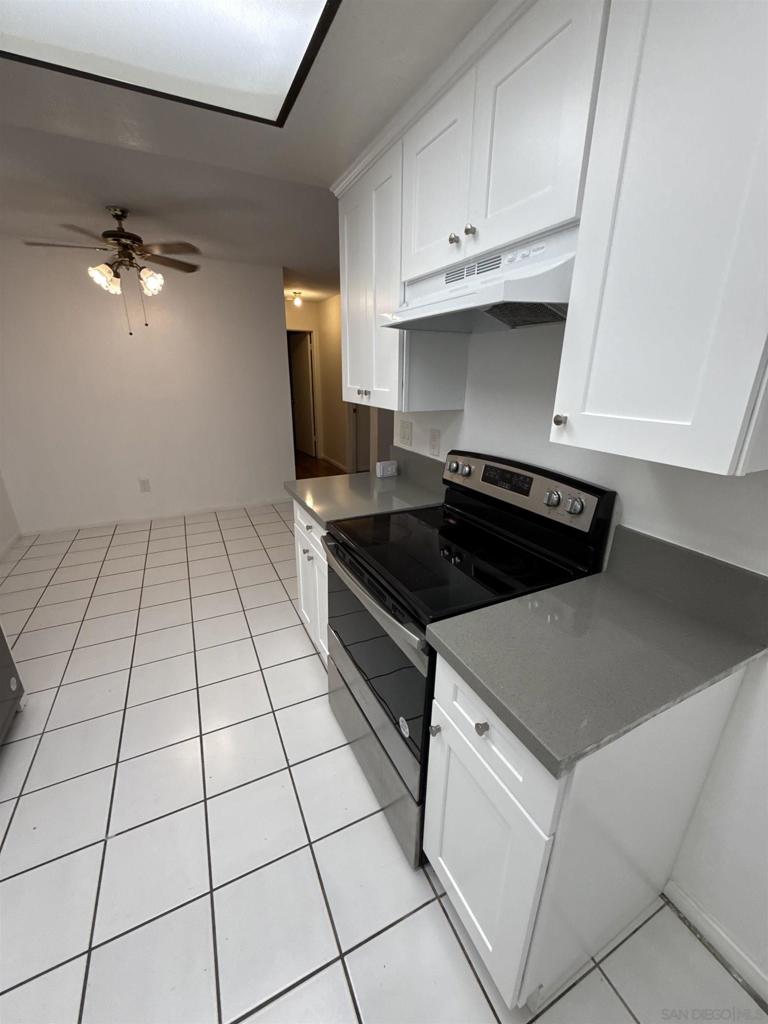 Cute 2br-2ba-Lower-level condo. Laminate floorings-Recently renovated kitchen- Quail Creek complex is very convenient location-Community Pool/Tennis Court/Laundry facility- Close to Miramar Collage and Freeway 15. Small Balcony and Built in wall unit in living room. Great for investment.