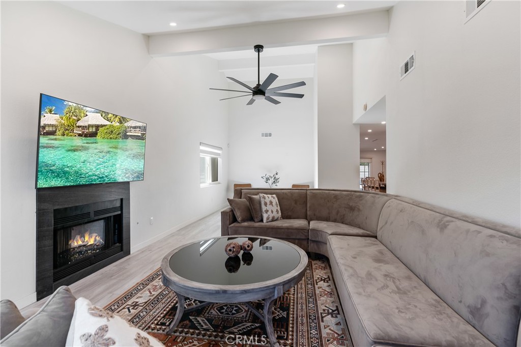 Panorama (33545) - Residential Lease