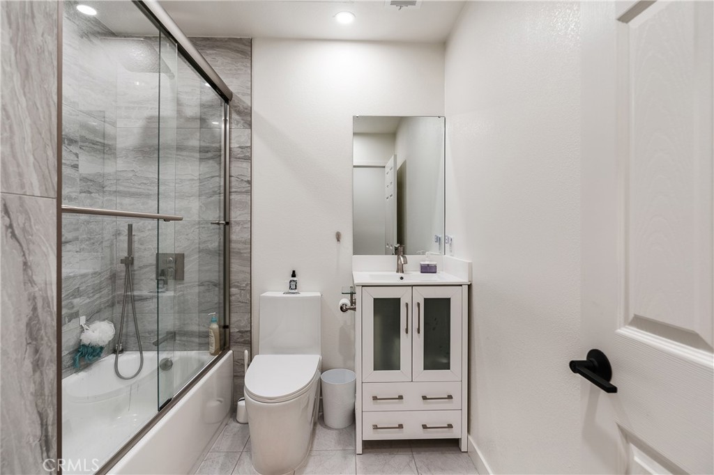 Panorama (33545) - Residential Lease