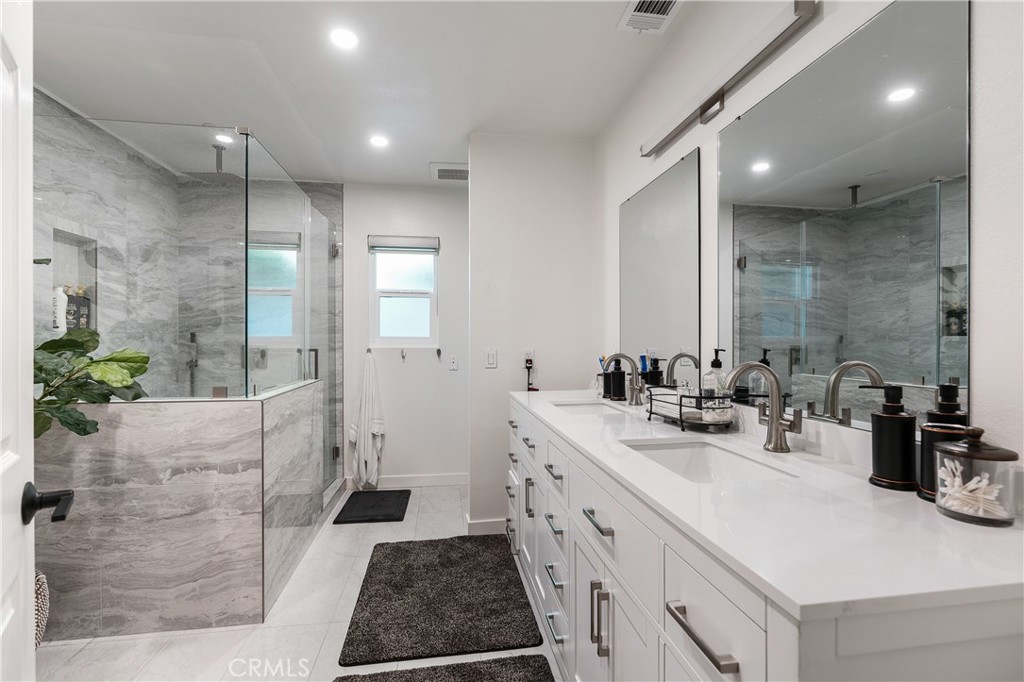 Panorama (33545) - Residential Lease