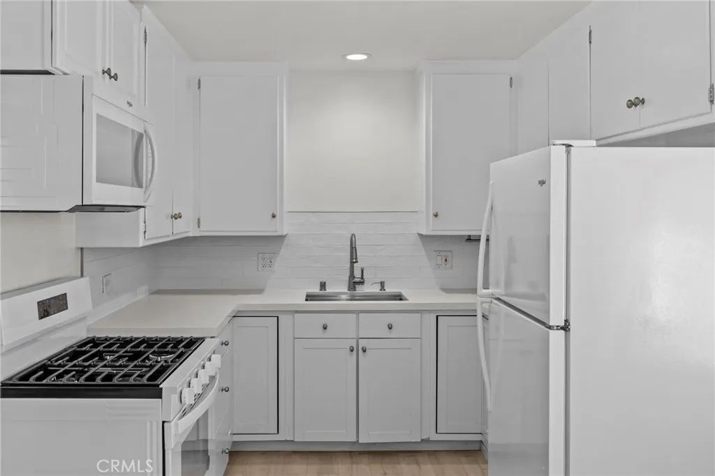 Long Beach, California 90814, United States, 2 Bedrooms Bedrooms, ,1 BathroomBathrooms,Residential,Active,112765