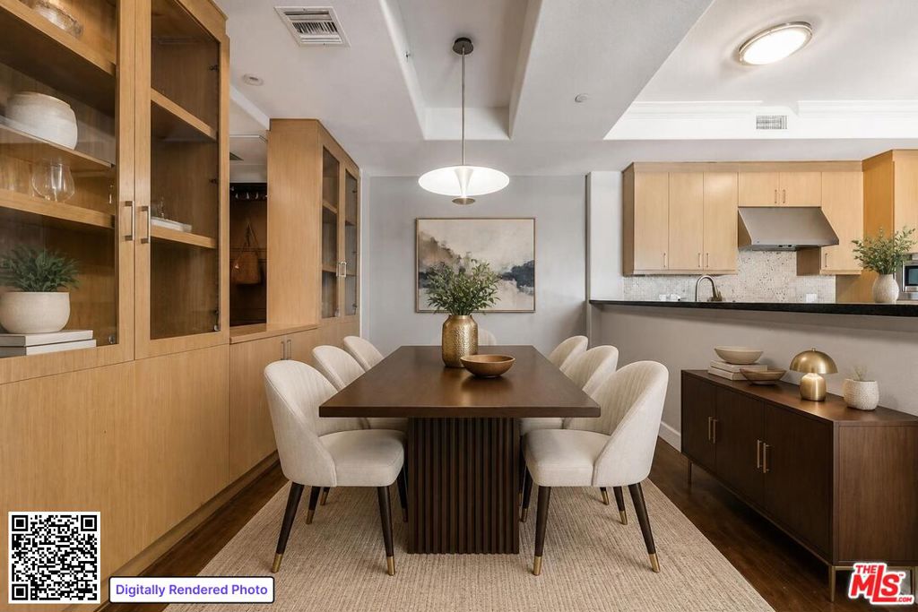 311 S Gramercy Place 602