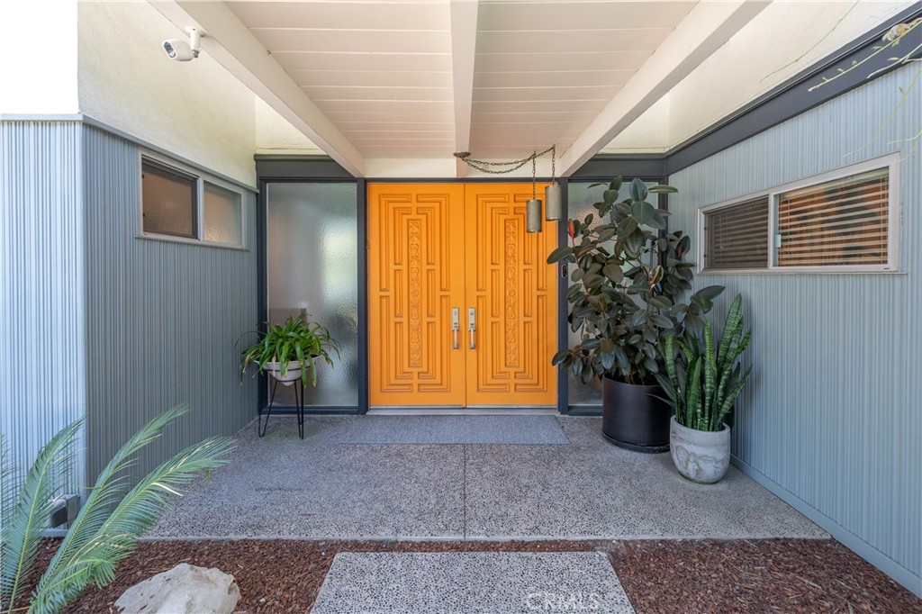 15626 Royal Ridge