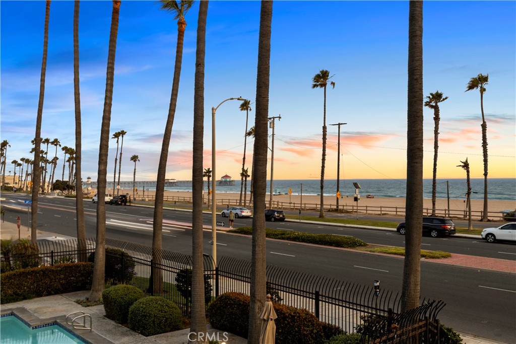 1200 Pacific Coast 214