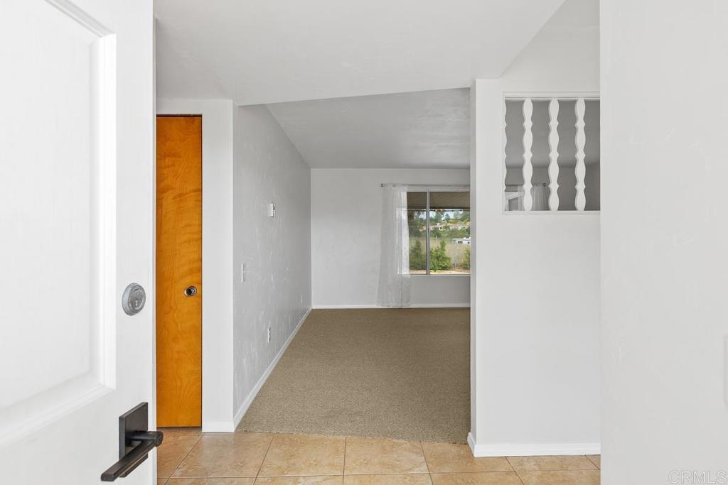1035 Knoll Park Lane
