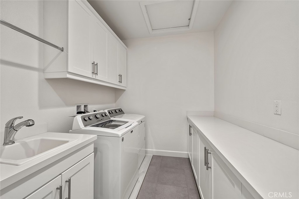 Groves - Residential Lease