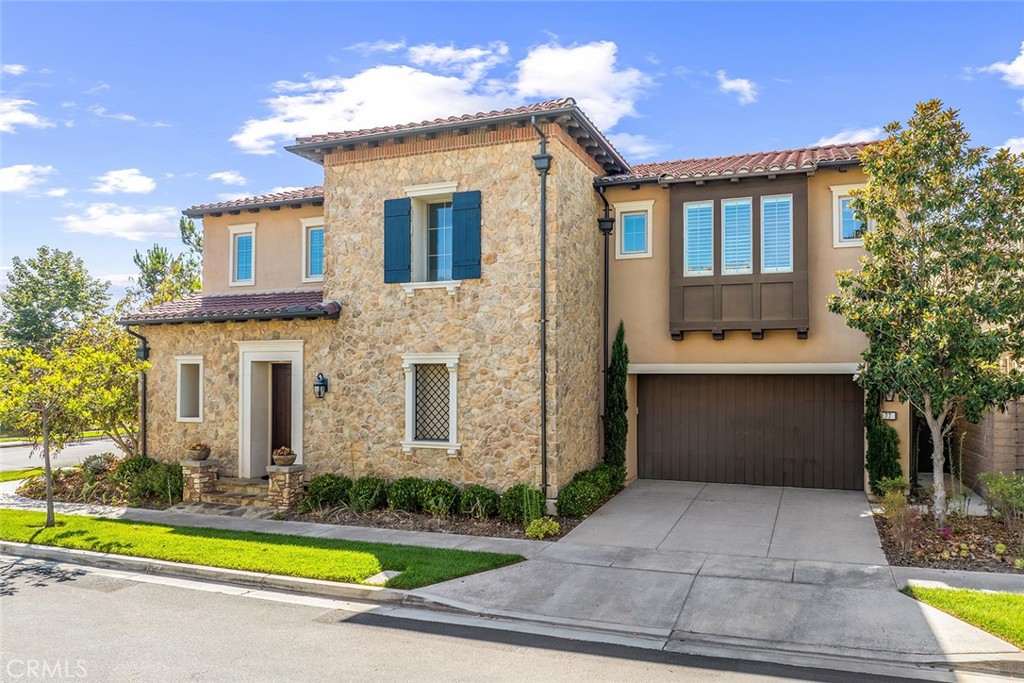 Groves - Residential Lease