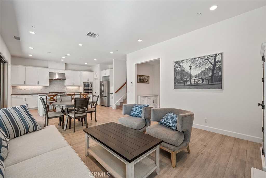 Groves - Residential Lease