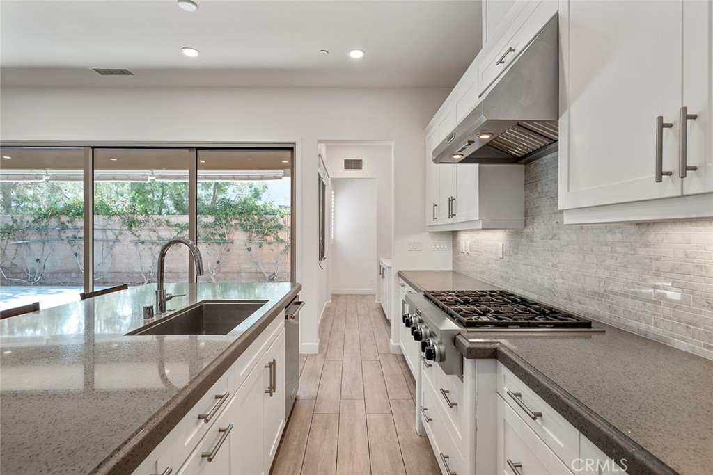 Groves - Residential Lease