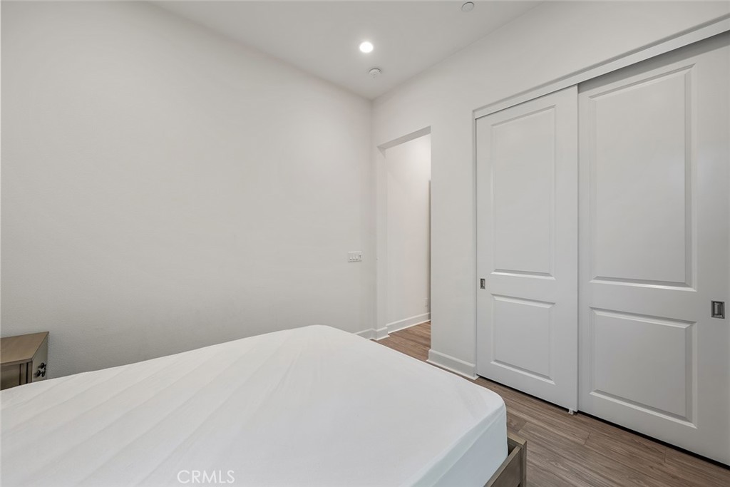 Groves - Residential Lease