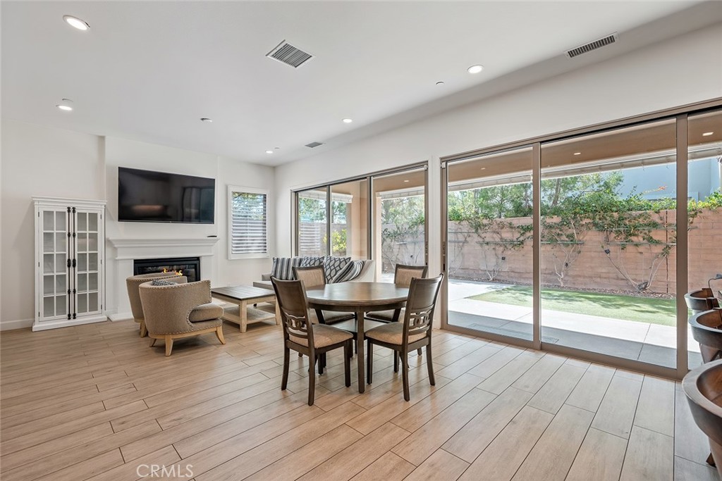 Groves - Residential Lease