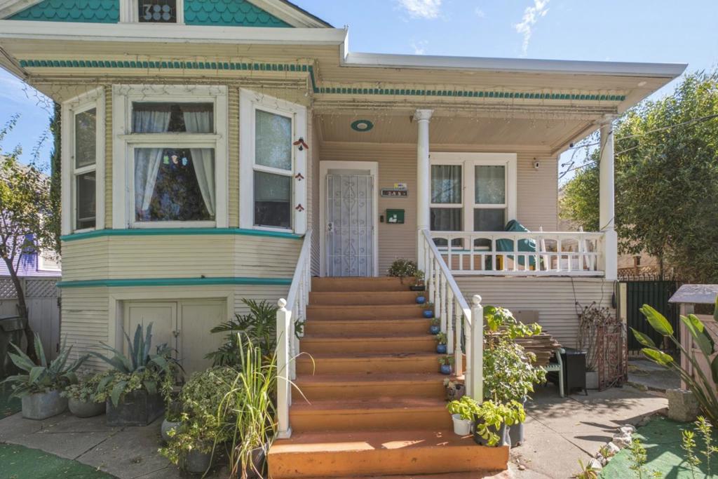 388 N 9th Street