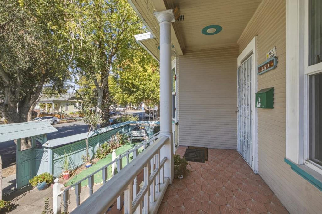 388 N 9th Street
