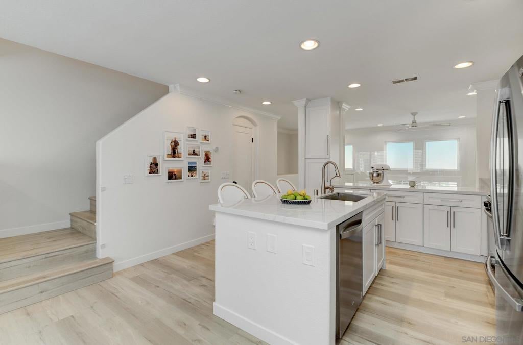 3772 Mykonos Lane Ln 66, San Diego CA 92130