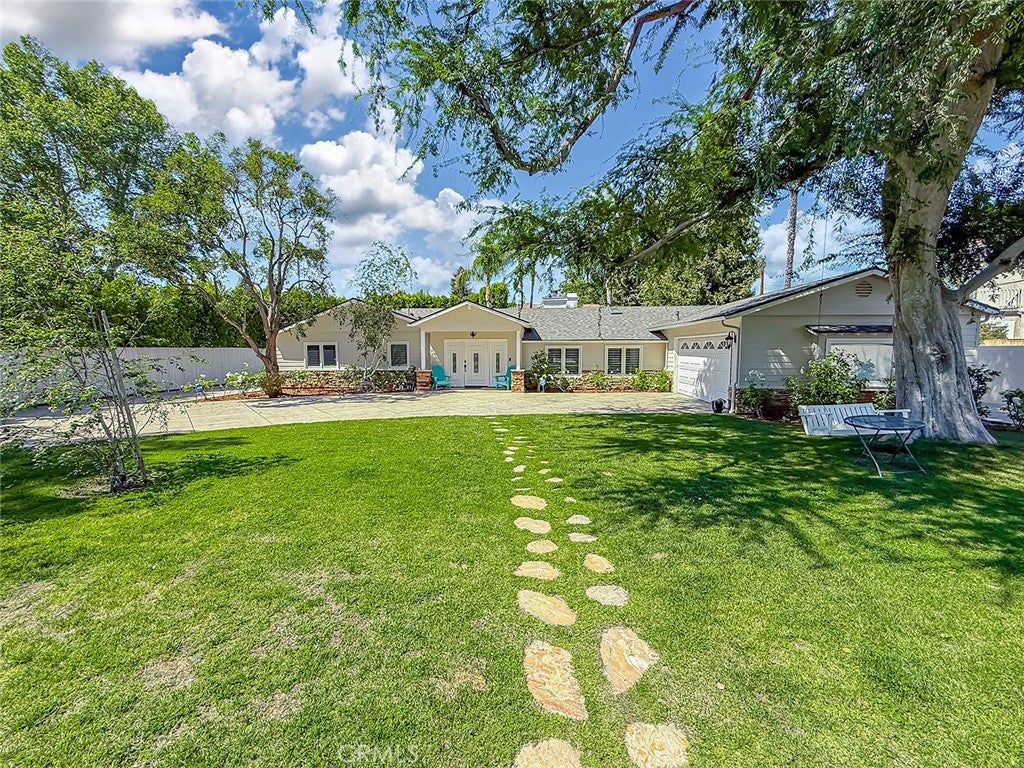 23433 Hatteras