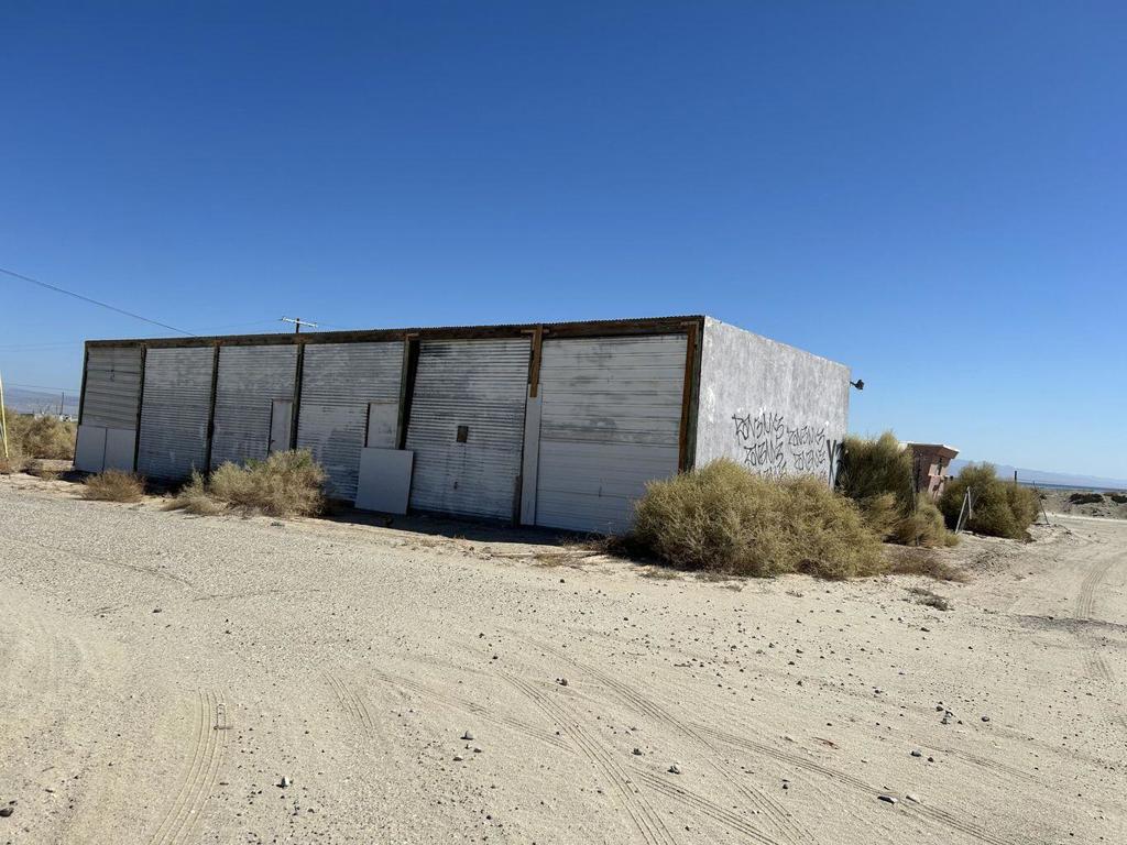Commercial Lot with 6 Storage Units, Corner Lot Opportunity!This prime corner lot comes with 6 existing storage units, a true fixer-upper with tons of potential for the right investor or entrepreneur. Whether you're looking to renovate, repurpose, or build new, this is your chance to create something valuable in a growing area.Located just 3 miles from Red Earth Casino and 25 miles to Coachella, this property is strategically positioned for future growth and visibility.Utilities were previously active, Cash Only Sale.Seller is MOTIVATED and will review ALL offers.Bring your vision and turn this lot into your next big project!