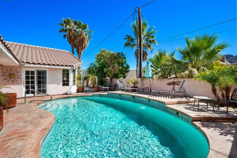 Tiny photo for 54400 Avenida Carranza, La Quinta, CA 92253 (MLS # 219152570DA)