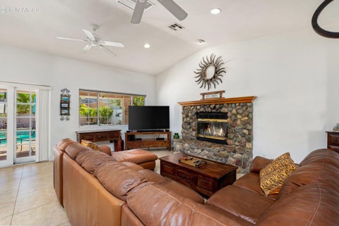 Tiny photo for 54400 Avenida Carranza, La Quinta, CA 92253 (MLS # 219152570DA)