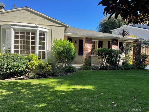 Photo of 4614 Morse Avenue, Sherman Oaks, CA 91423 (MLS # SR26233131)