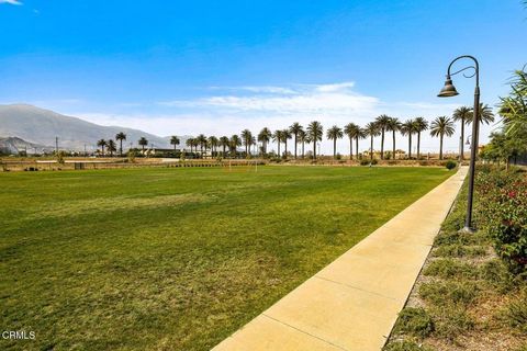 Tiny photo for 1936 Tangelo Way, Santa Paula, CA 93060 (MLS # V1-34872)