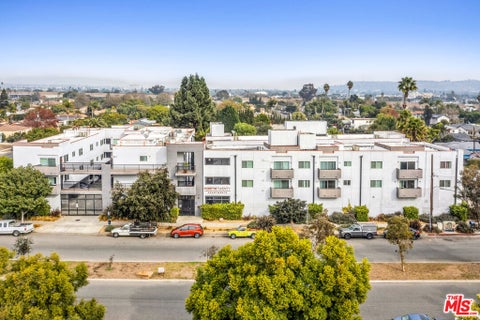Photo of 4620 S Slauson Avenue, Los Angeles, CA 90230 (MLS # 26919647)