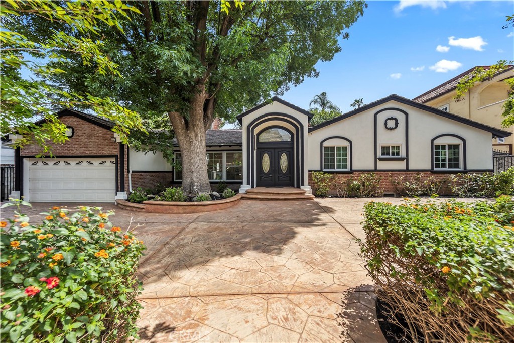 4428 Saugus Avenue