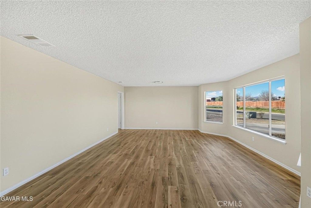 Photo of 37324 97th Street East St, Littlerock, CA 93543 (MLS # SR26082216)