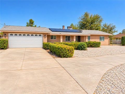 Photo of 15980 Lindero ST, Victorville, CA 92395 (MLS # IG26231123)