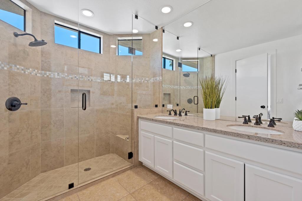 PGA Stadium - Residential