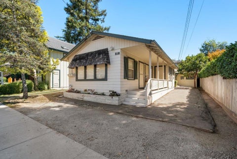 Photo of 516 Capitola Avenue, Capitola, CA 95010 (MLS # ML82060123)