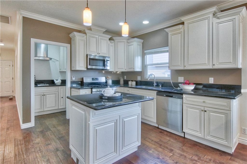 Photo of 320 S Fremont Avenue, Alhambra, CA 91801 (MLS # WS26087631)