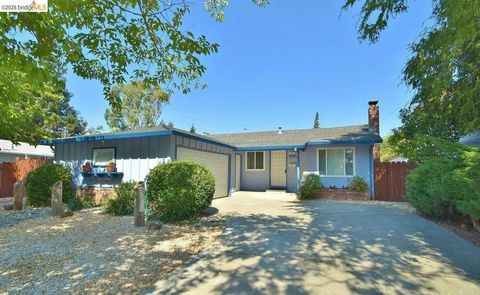 Photo of 40232 BLANCHARD STREET St, Fremont, CA 94538 (MLS # 41127585)