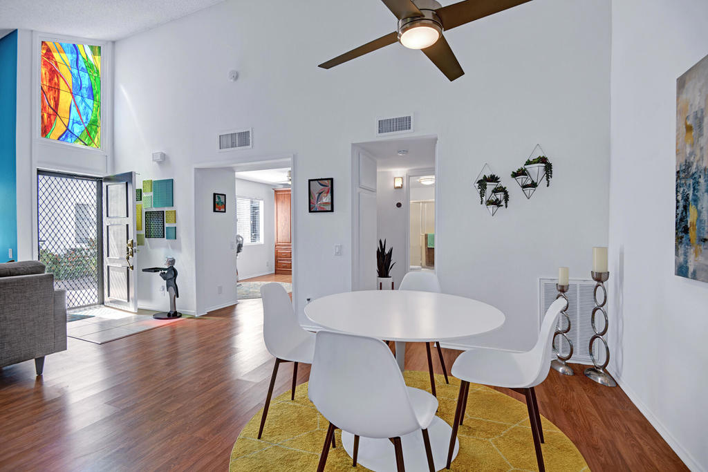 1338 S Camino Real