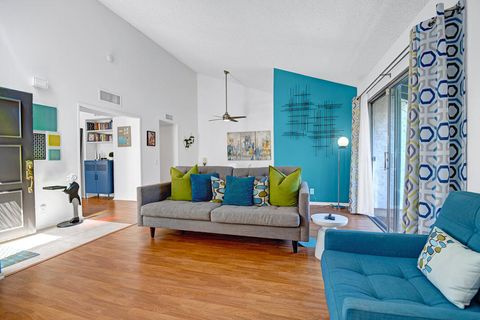 Photo of 1338 S Camino Real Real, Palm Springs, CA 92264 (MLS # 219146292PS)