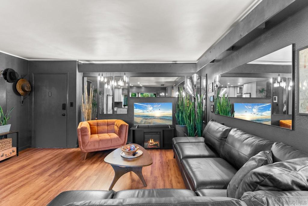 7838 Cowles Mountain Ct C33