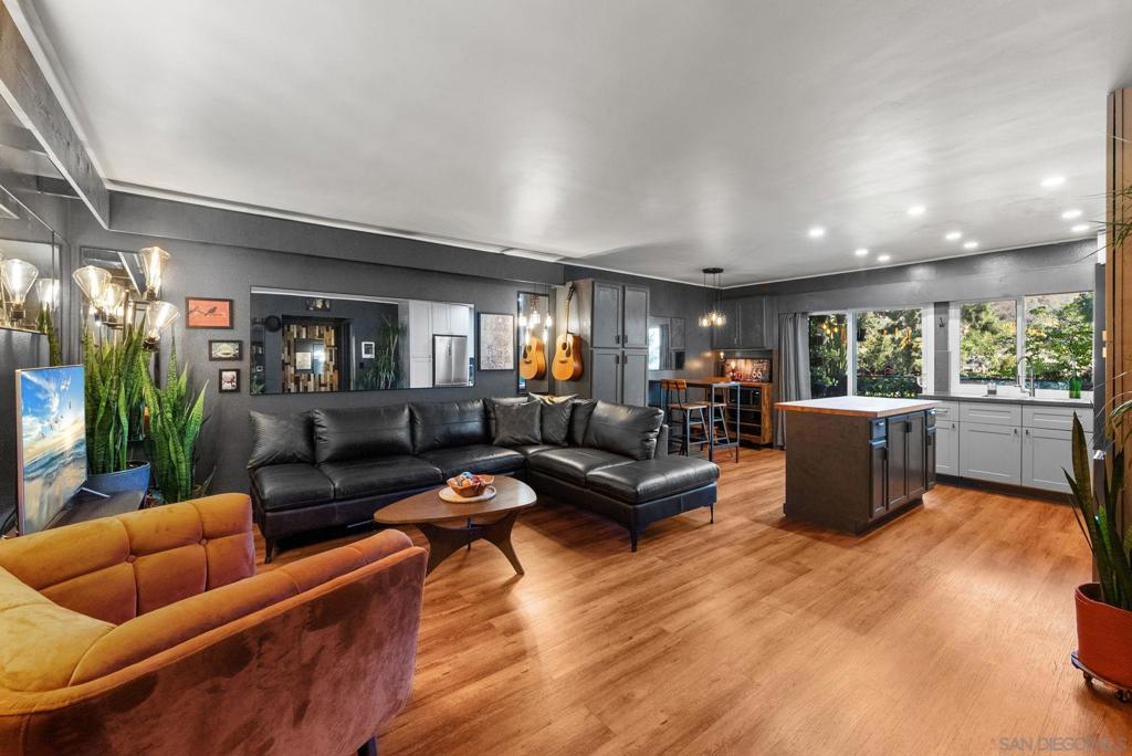 7838 Cowles Mountain Ct C33