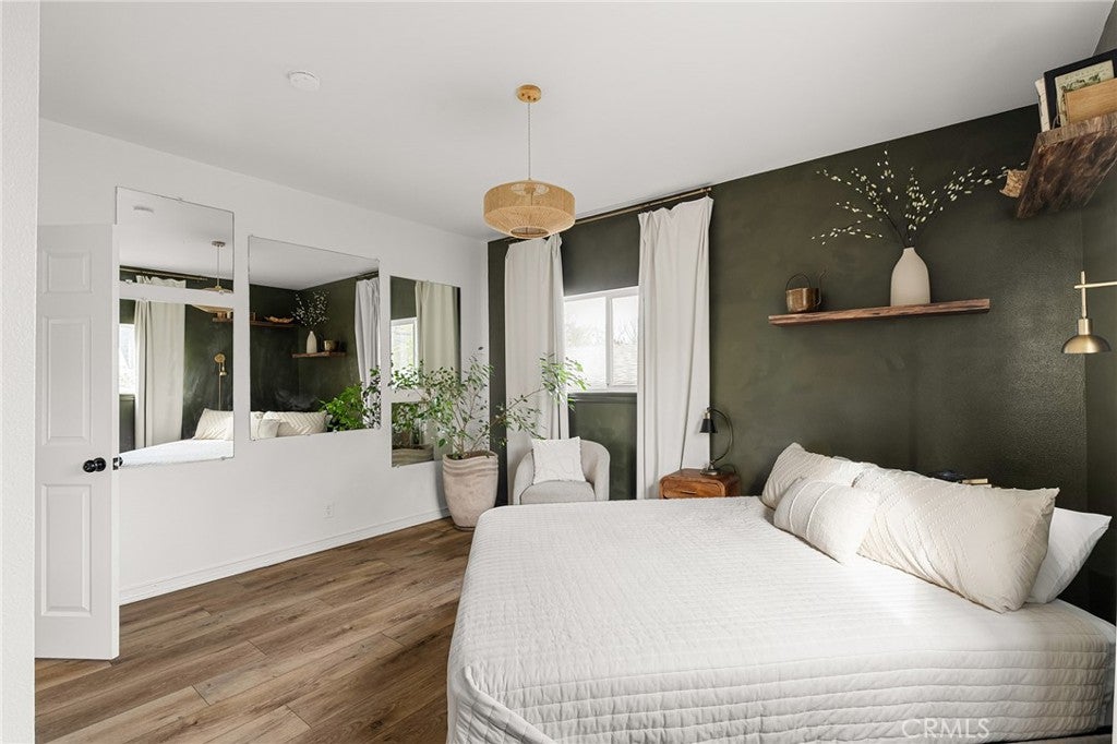131 W 3rd
