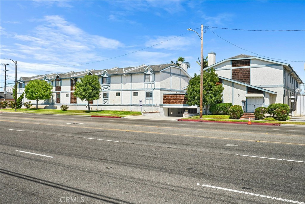 Move-in ready, immaculate and updated townhouse style condominium in well maintained, gated and entrance controlled building. This property offers both comfort and convenience, making it a perfect place to call home. Inside, you’ll find a well-designed open floor plan with plenty of natural light, updated finishes, and a comfortable living space that’s ideal for relaxing or entertaining. The kitchen is equipped with granite counter tops, stainless steel appliances, and ample cabinet storage space. Upstairs the primary suite has vaulted ceilings, huge closet and extra storage. Updated Jack & Jill bathroom with double sink vanity. Second spacious bedroom with walk-in closet. A lower-level laundry room has in-unit washer/dryer and direct access to two parking spaces in the remote gated underground lot. Private patio for enjoyment. Additional features include a community room, in-ground spa and common patio BBQ area. Prime location near major freeways (105, 405 & 110), minutes away from the beach, The Strand, SoFi Stadium, LAX and walking distance to shopping centers and restaurants. Come check it out and see why this could be the perfect place to call home!