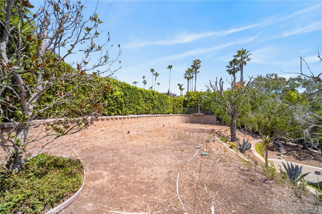 719 Davis Way, Laguna Beach CA 92651 - Photo 11
