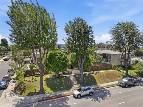 Photo of 2304 Torrance blvd BLVD, Torrance, CA 90501 (MLS # SB26102503)