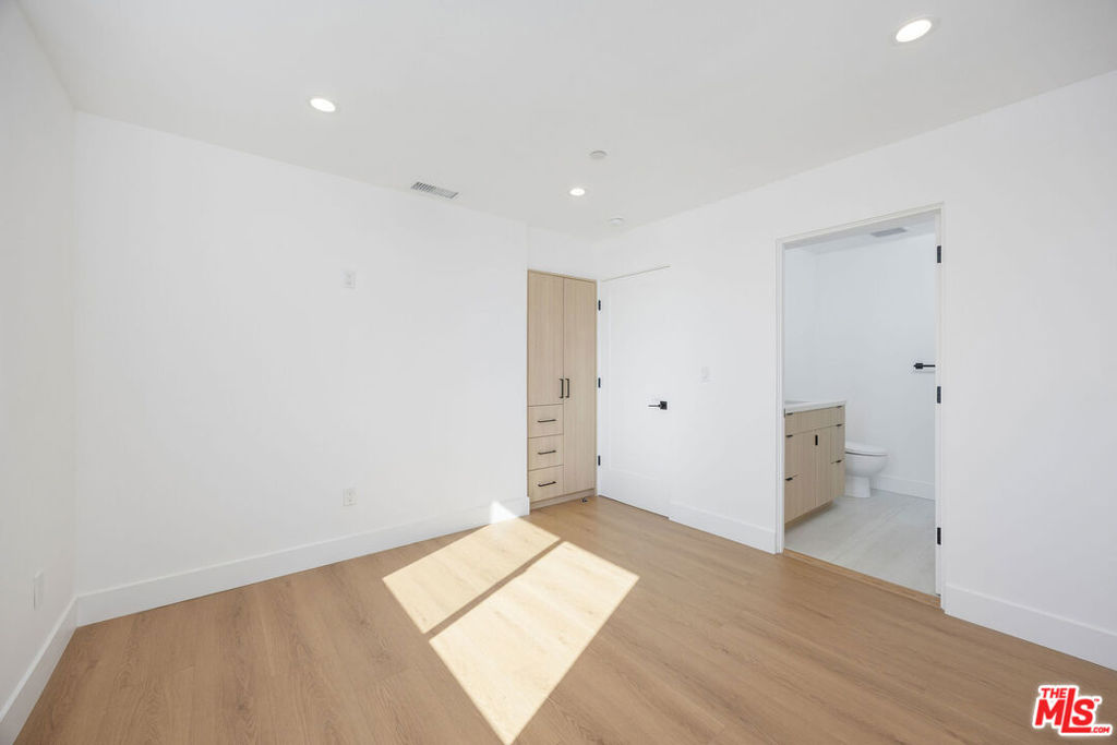 6239 Banner Avenue 1-2