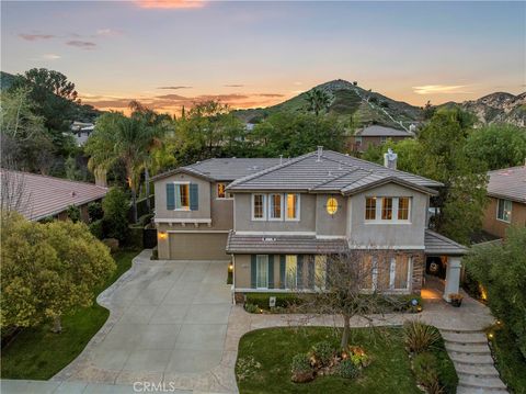 Photo of 24981 Greensbrier Dr, Stevenson Ranch, CA 91381 (MLS # SR26025996)