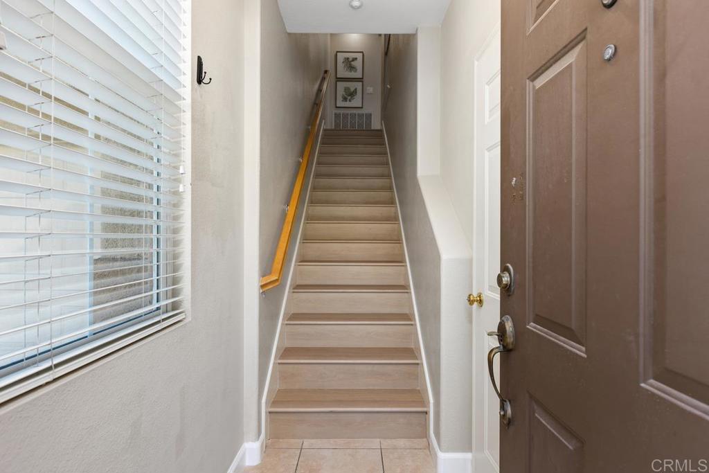 1664 Sunnyside Avenue