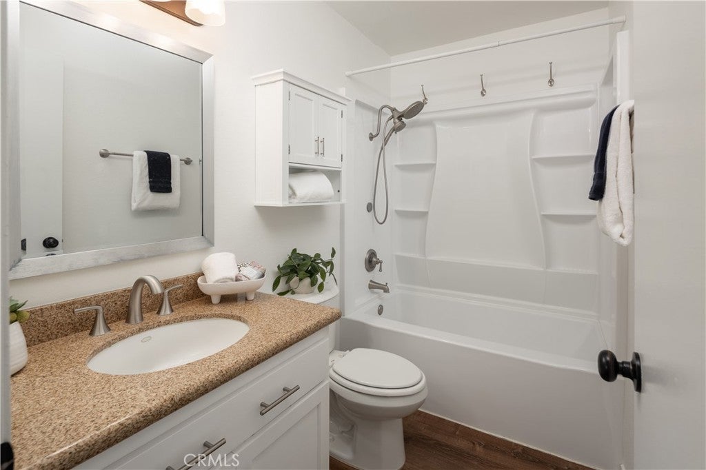 101 Rockwood 52, Irvine CA 92614 - Photo 6