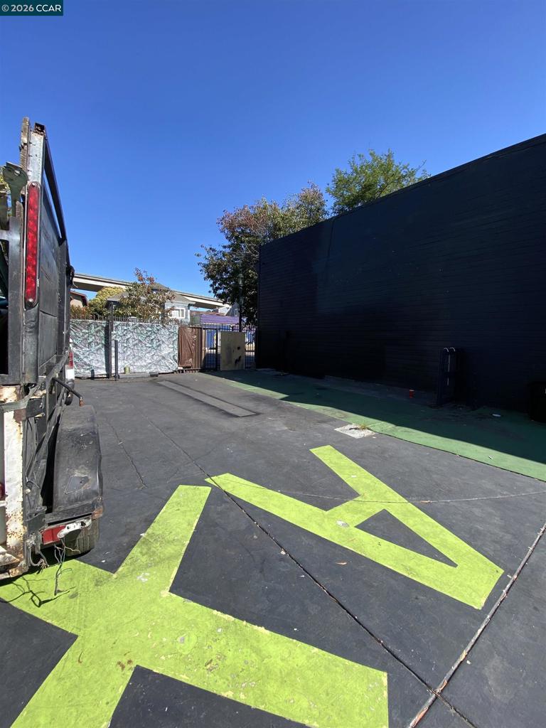 3261 Martin Luther king jr way