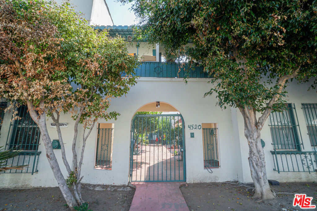 4520 Willow Brook Avenue