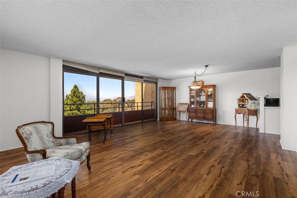 24055 Paseo Del Lago 411