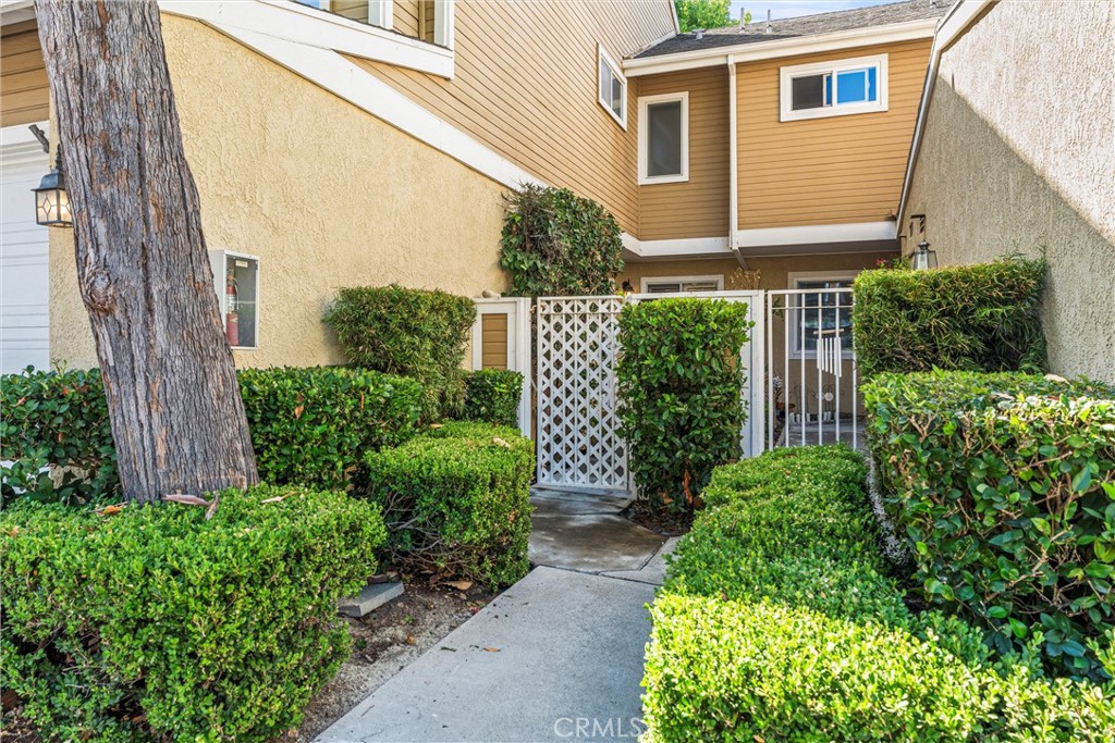 6 Cherrywood
