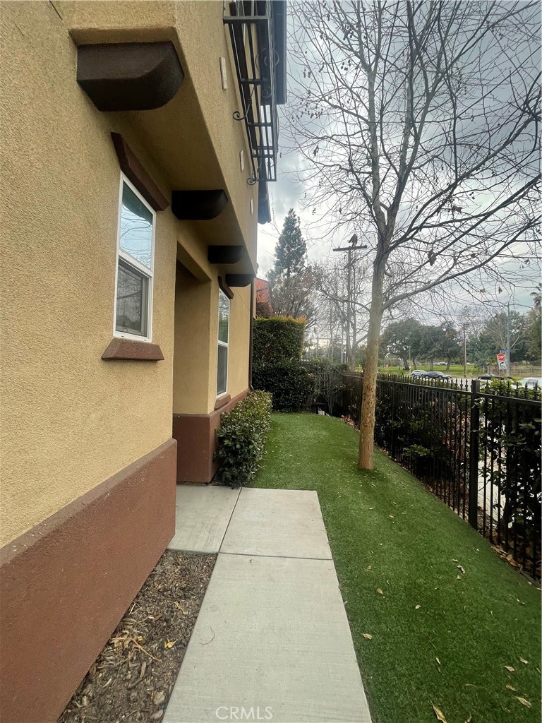 Properties 4 10361 Diamond Way