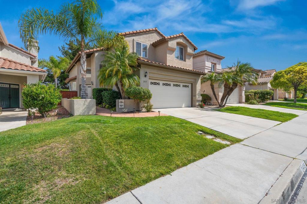 2415 La Costa